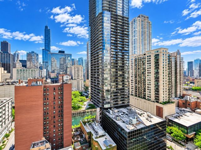 21 E HURON Street 1802, Chicago, IL 60611