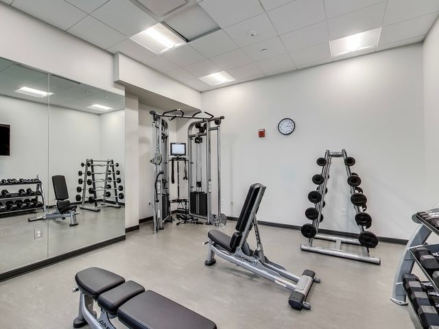 21 E HURON Street 1802, Chicago, IL 60611