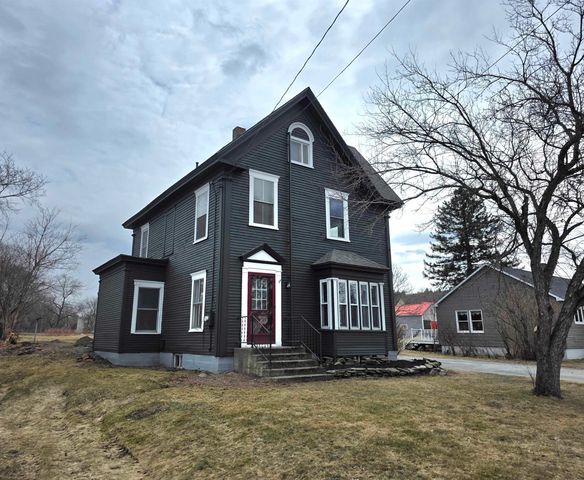 14 Lombard Street, Colebrook, NH 03576