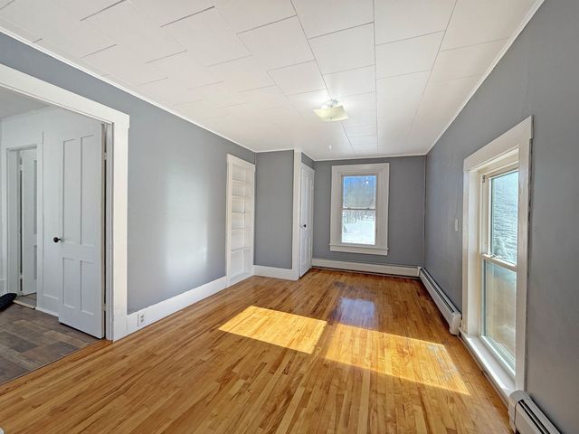 14 Lombard Street, Colebrook, NH 03576