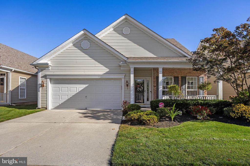 72 E SHIPPS WAY, Delanco, NJ 08075
