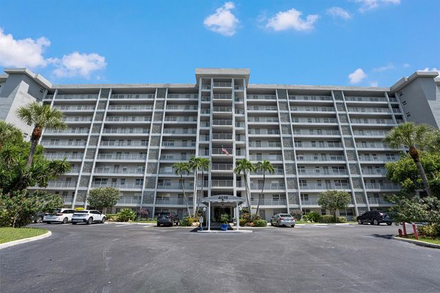 4015 W PALM AIRE Drive 704, Pompano Beach, FL 33069