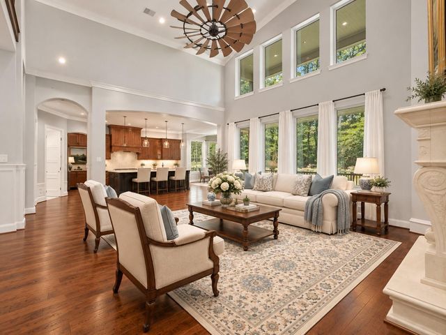 110 Pickerel Point, Montgomery, TX 77316