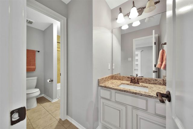 110 Pickerel Point, Montgomery, TX 77316