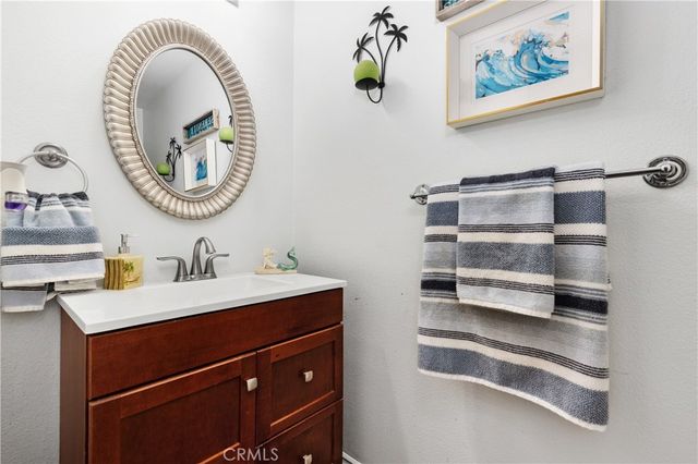 611 E Foothill Blvd, Glendora, CA 91741