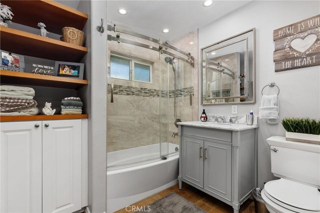 611 E Foothill Blvd, Glendora, CA 91741