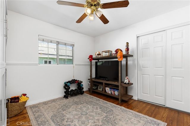 611 E Foothill Blvd, Glendora, CA 91741