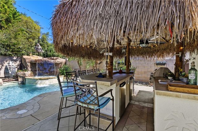 611 E Foothill Blvd, Glendora, CA 91741