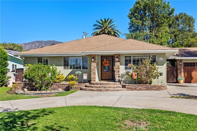 611 E Foothill Blvd, Glendora, CA 91741