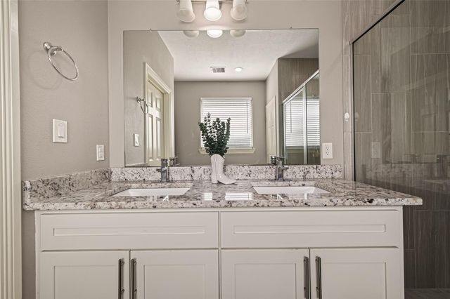709 Coen Road, Arcola, TX 77583
