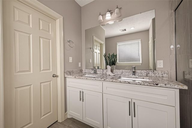 709 Coen Road, Arcola, TX 77583