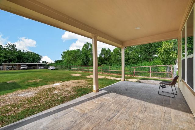 709 Coen Road, Arcola, TX 77583