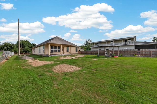709 Coen Road, Arcola, TX 77583
