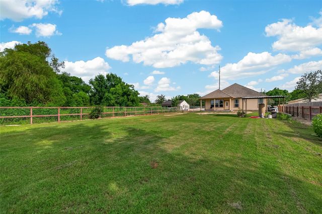 709 Coen Road, Arcola, TX 77583