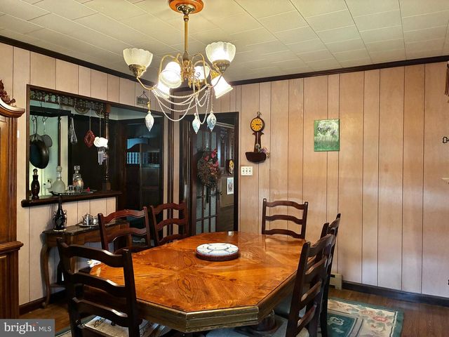 569 KINGMAN AVE, Vineland, NJ 08360