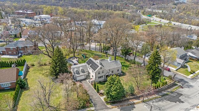 191 Dunwoodie Street, Yonkers, NY 10704