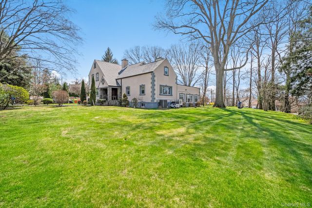 191 Dunwoodie Street, Yonkers, NY 10704
