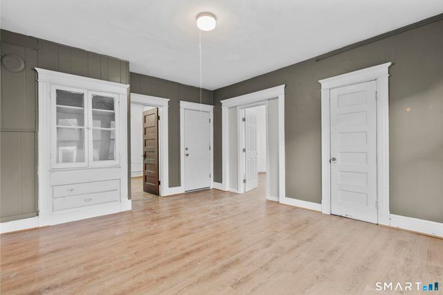 77 Wall Street 3, Waterbury, CT 06705