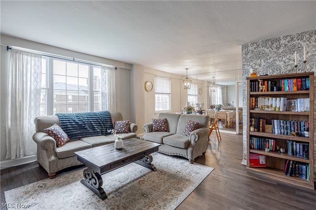 13800 Fairhill Road 509, Shaker Heights, OH 44120