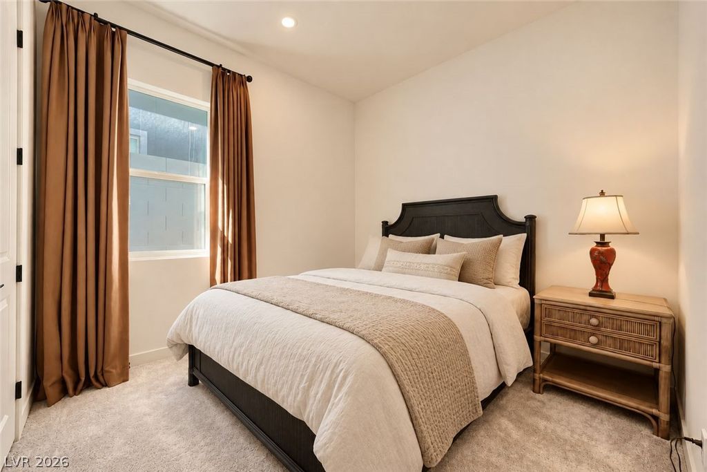 1618 Crested Eagle Street, Las Vegas, NV 89138 — photo 5