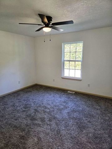 136 Stump St, Ocoee, TN 37361