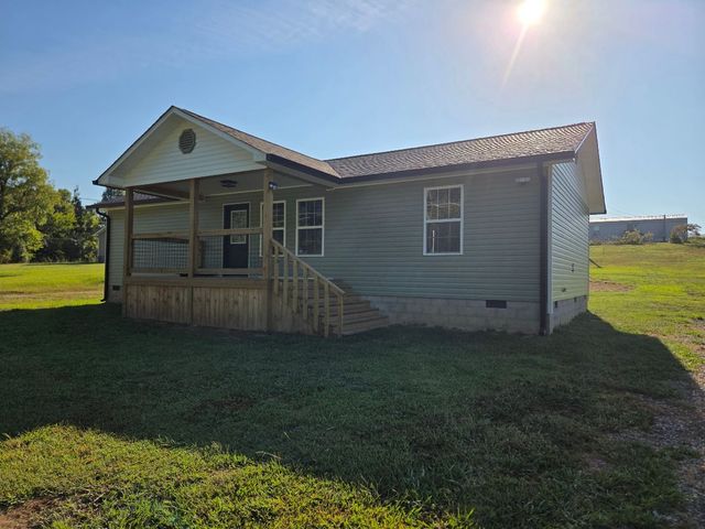 136 Stump St, Ocoee, TN 37361