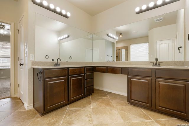 232 DOVE HL, Cibolo, TX 78108