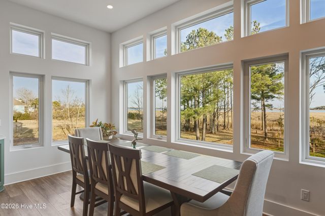 135 Heron Cove Road, Hampstead, NC 28443