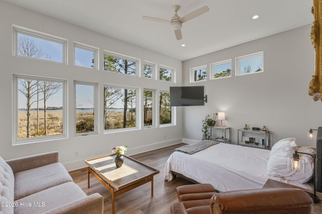 135 Heron Cove Road, Hampstead, NC 28443