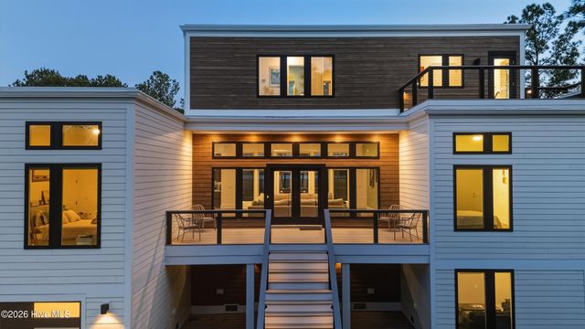 135 Heron Cove Road, Hampstead, NC 28443