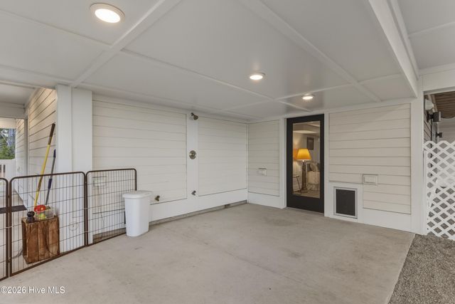 135 Heron Cove Road, Hampstead, NC 28443