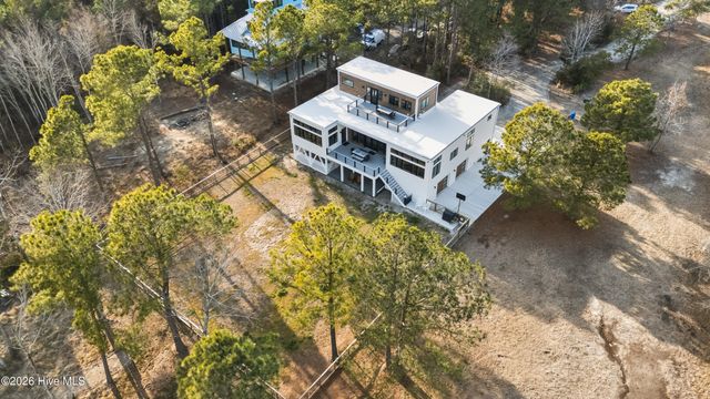 135 Heron Cove Road, Hampstead, NC 28443