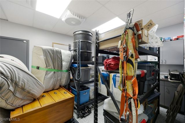 326 SW 2nd TER, Cape Coral, FL 33991