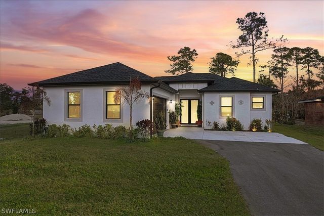 2963 40th AVE SE, Naples, FL 34117