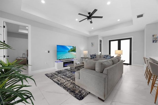 2963 40th AVE SE, Naples, FL 34117