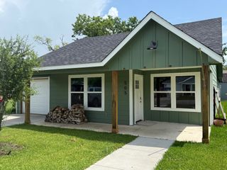 505 Thomas Street, Terrell, TX 75160