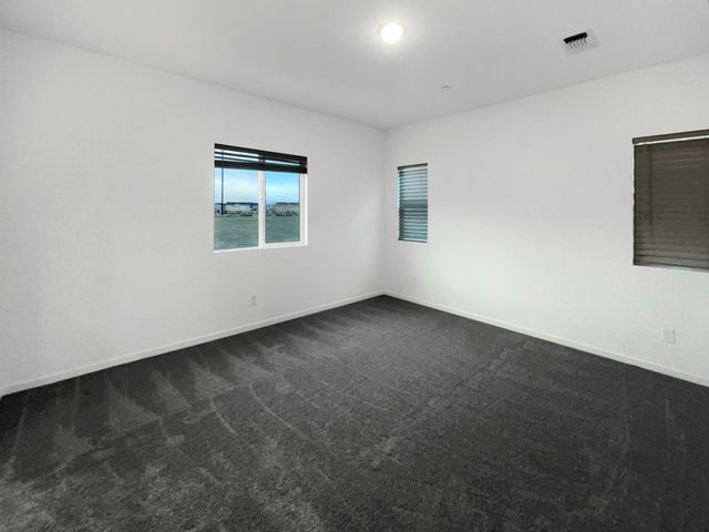 12153 Alamosa Dr, Rancho Cordova, CA 95742