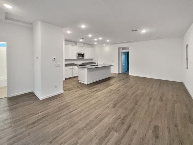 12153 Alamosa Dr, Rancho Cordova, CA 95742