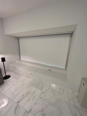 1435 Brickell Avenue 3307, Miami, FL 33131