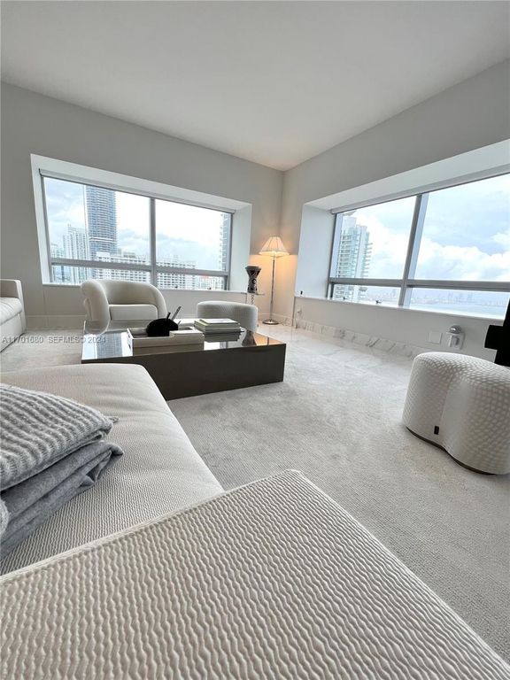 1435 Brickell Avenue 3307, Miami, FL 33131