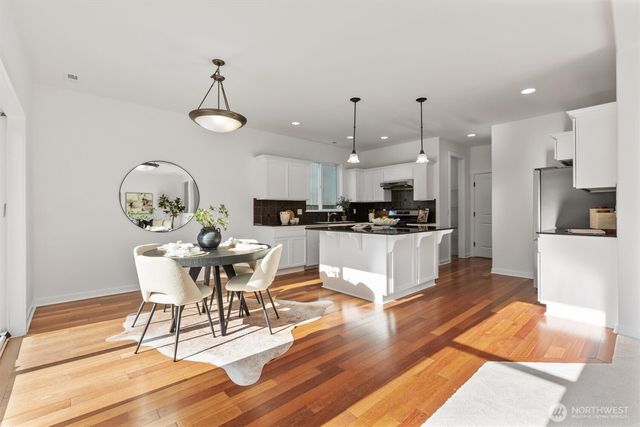 631 Ilwaco Avenue NE, Renton, WA 98059