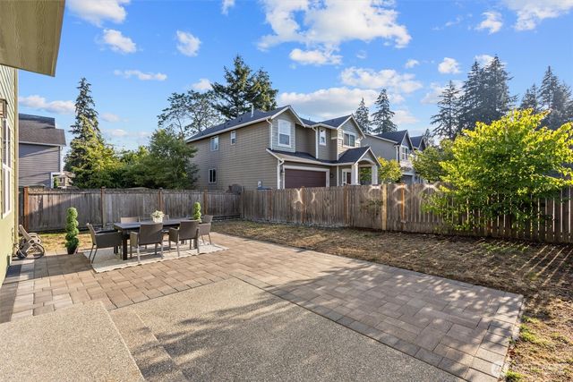 631 Ilwaco Avenue NE, Renton, WA 98059