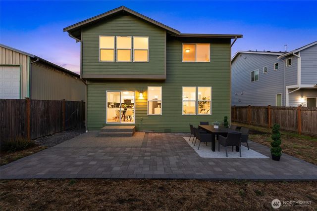 631 Ilwaco Avenue NE, Renton, WA 98059