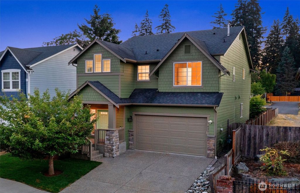 631 Ilwaco Avenue NE, Renton, WA 98059