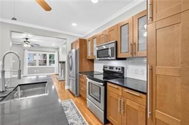 2511 MISSION STREET, South Side, PA 15203