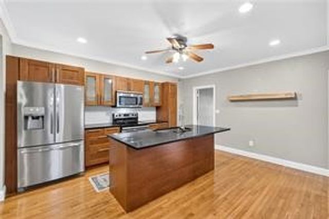 2511 MISSION STREET, South Side, PA 15203