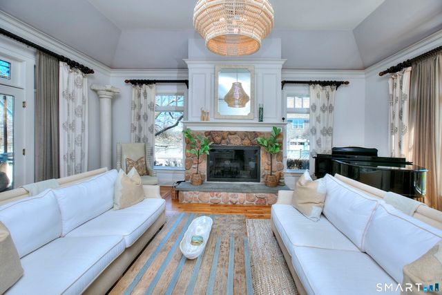 3 Shorehaven Road, Norwalk, CT 06855