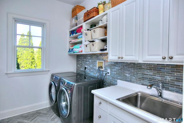 3 Shorehaven Road, Norwalk, CT 06855