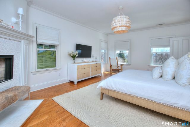 3 Shorehaven Road, Norwalk, CT 06855