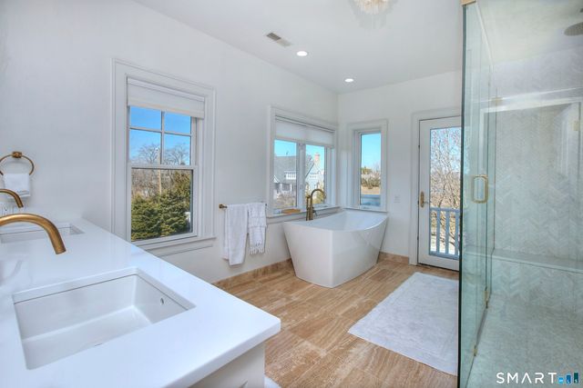 3 Shorehaven Road, Norwalk, CT 06855